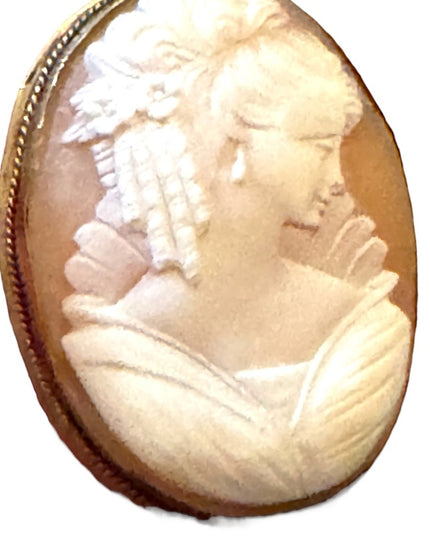 Lovely vintage victorian lady large carved shell cameo pinchbeck