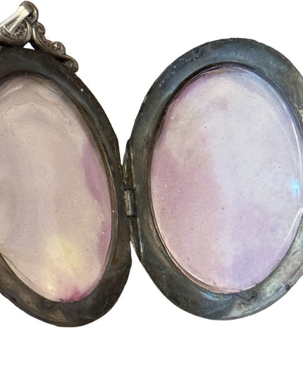 Antique Lovely Sterling silver 925 etched large oval locket pendant