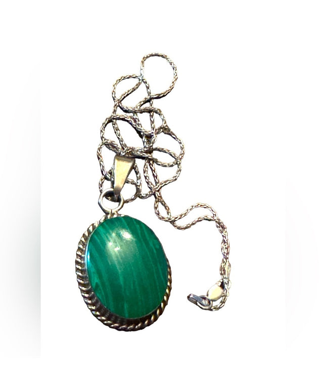 Malachite sterling silver 925 oval pendant Mexico necklace