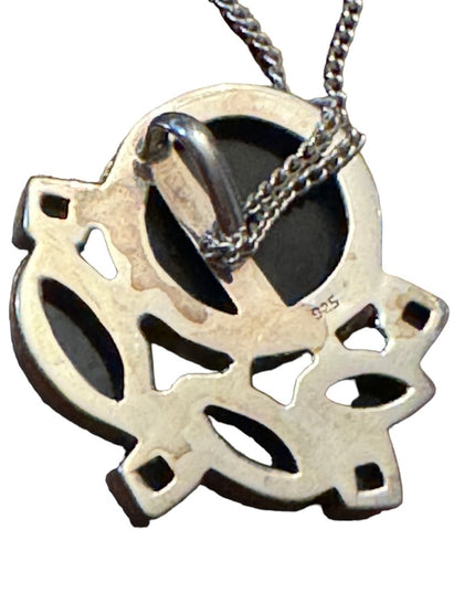 Lovely sterling silver 925 fancy black onyx & moonstone pendant necklace