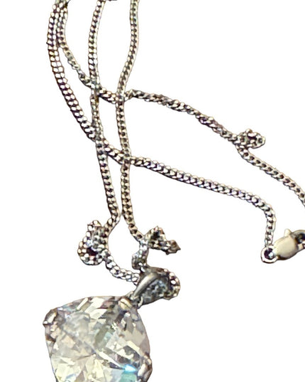 Lovely sterling silver 925 substancial CZ crystal pendant necklace