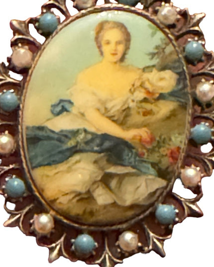 Vintage resin transfer cameo pendant brooch faux pearl turquoise bezel