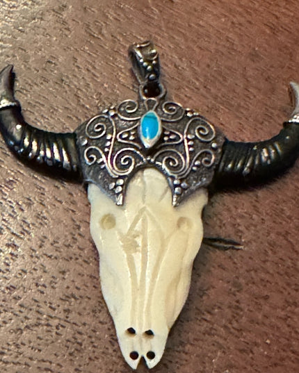 Vintage sterling silver 925 Turquoise bull skull steer head  longhorn LG pendant