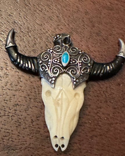 Vintage sterling silver 925 Turquoise bull skull steer head  longhorn LG pendant