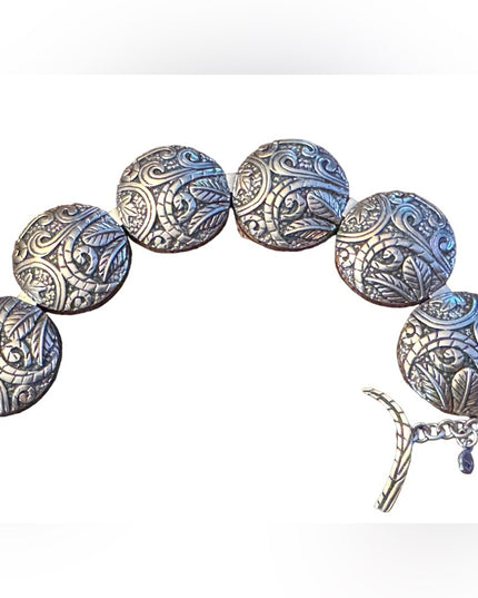 Stunning ornate scroll work design antiqued SILPADA sterling disk link bracelet