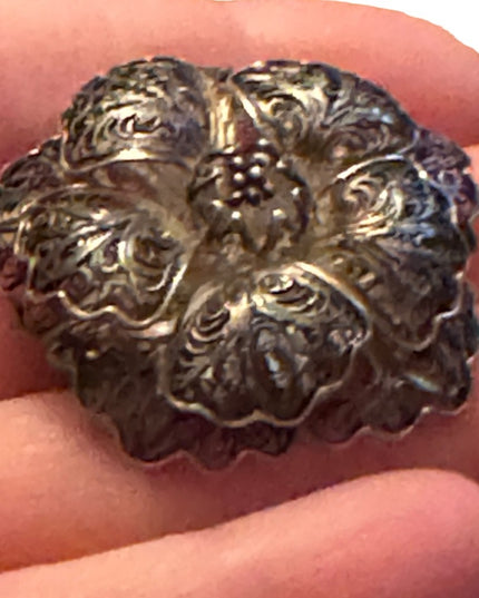 Vintage Mexico Silver filagree flower fancy antiqued brooch