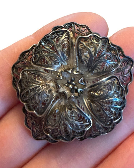 Vintage Mexico Silver filagree flower fancy antiqued brooch