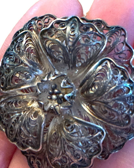 Vintage Mexico Silver filagree flower fancy antiqued brooch