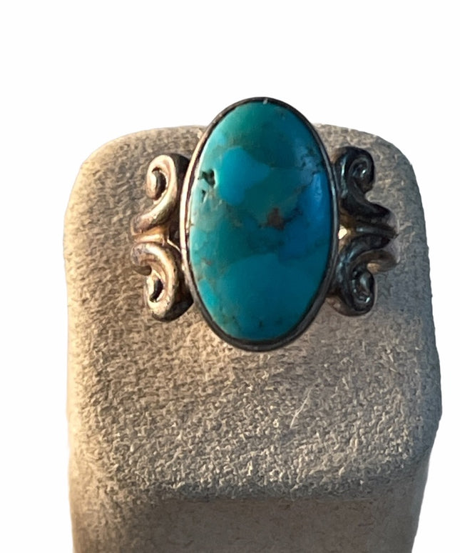 Vintage handmade sterling ring Turquoise Southwestern Native American