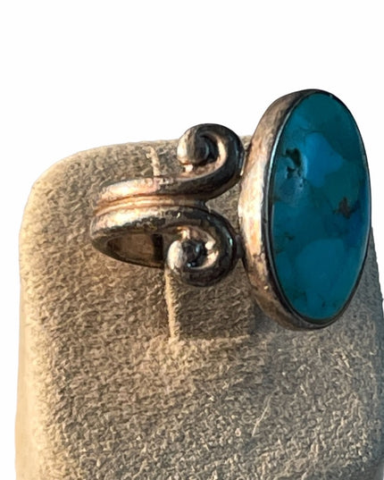 Vintage handmade sterling ring Turquoise Southwestern Native American