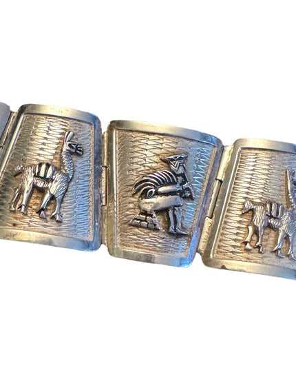 Beautiful Antique Sterling Silver Peruvian Cultural Scenic 7in. Bracelet LLama