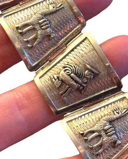 Beautiful Antique Sterling Silver Peruvian Cultural Scenic 7in. Bracelet LLama