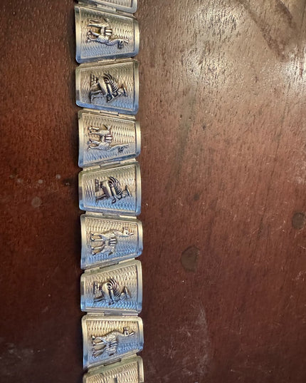 Beautiful Antique Sterling Silver Peruvian Cultural Scenic 7in. Bracelet LLama