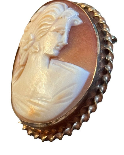 Vintage gold fillled carved shell cameo brooch pendant victorian lady