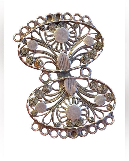 Lovely antique fancy 800 silver filagree scrolled brooch