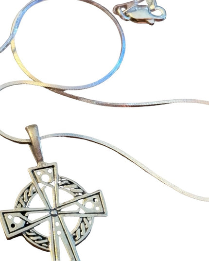 Peter stone Celtic crosss sterling silver 925 necklace & pendant