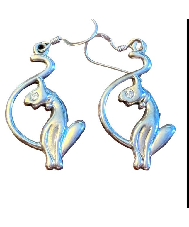 Lovely sterling silver 935 art deco sitting kitty dangle earrings