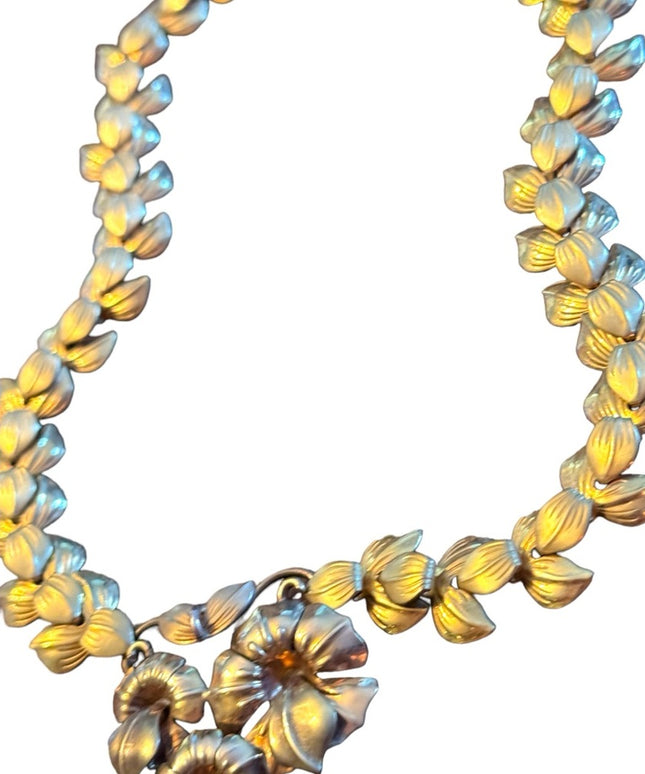 Stunning vintage 12k GF fancy flower gold art deco necklace