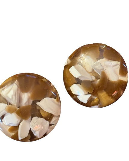 Vintage Retro Italy clear lucite plastic encased white caramel  clip earrings