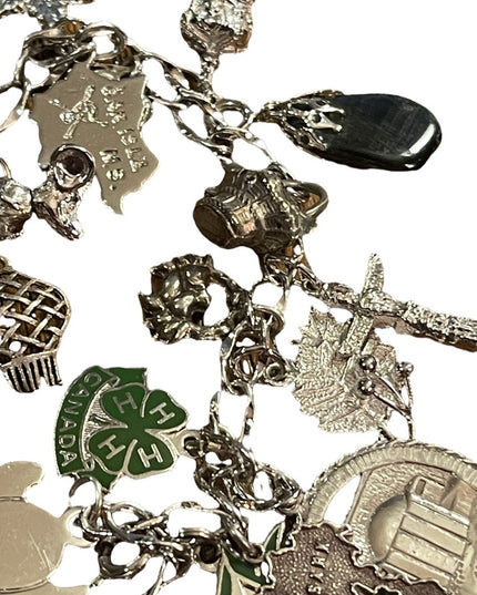 Vintage sterling silver  925 Charm bracelet 19 charms