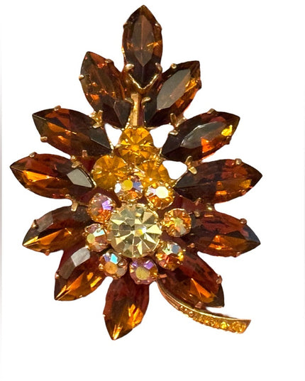 Vintage amber brown crystal fancy Juliana flower brooch gold finish