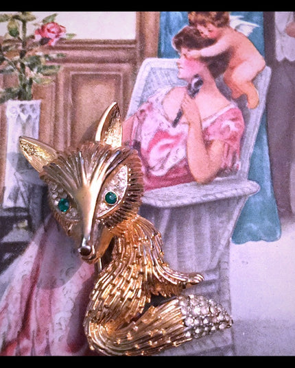 Vintage large gold finish crystal rhinestone FOX brooch