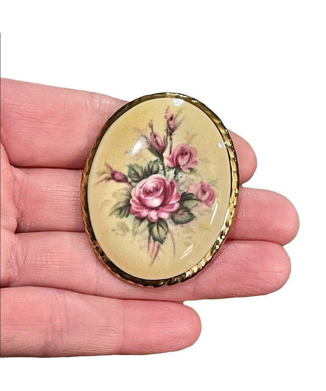 Vintage Ceramic flower cameo brooch hand painted gold finish