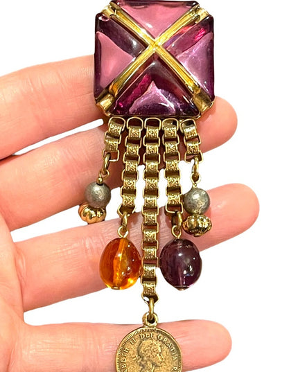 Beautiful vintage statement piece Dangly brooch 1980s coin