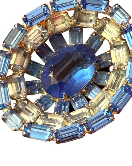 Vintage Mid century c1950s fancy Crystal Blue brooch oval beauty!
