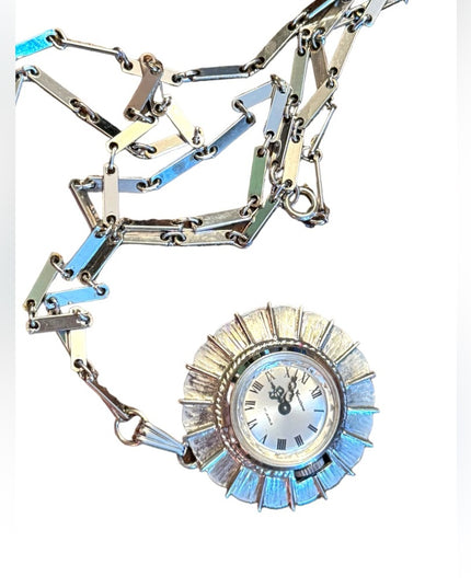 Vintage 1960s silver finish Vendome Wind up necklace warch starburst design