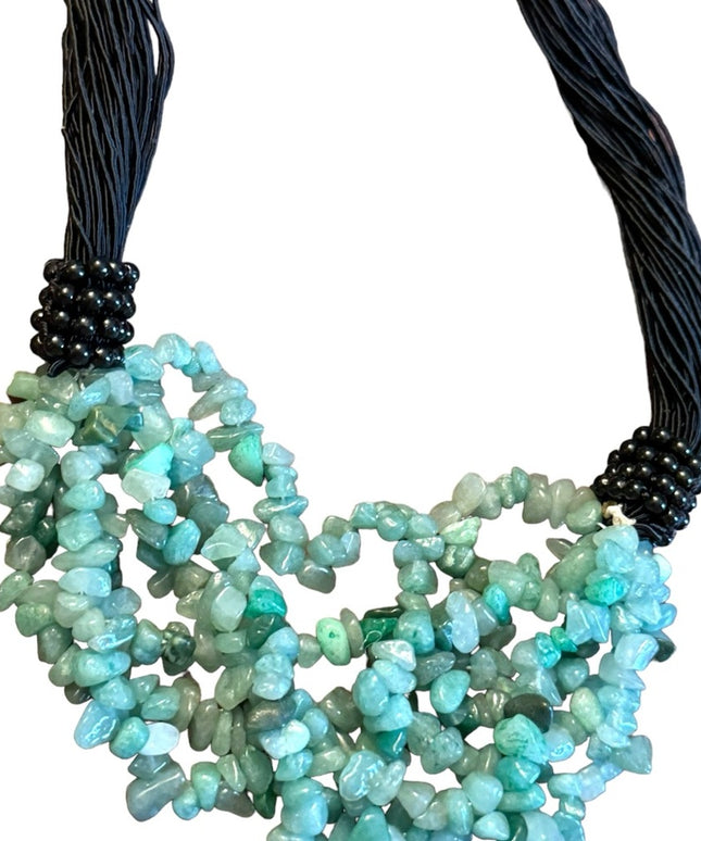 Lovely multi strand handmade adventurine chip stone bead necklace