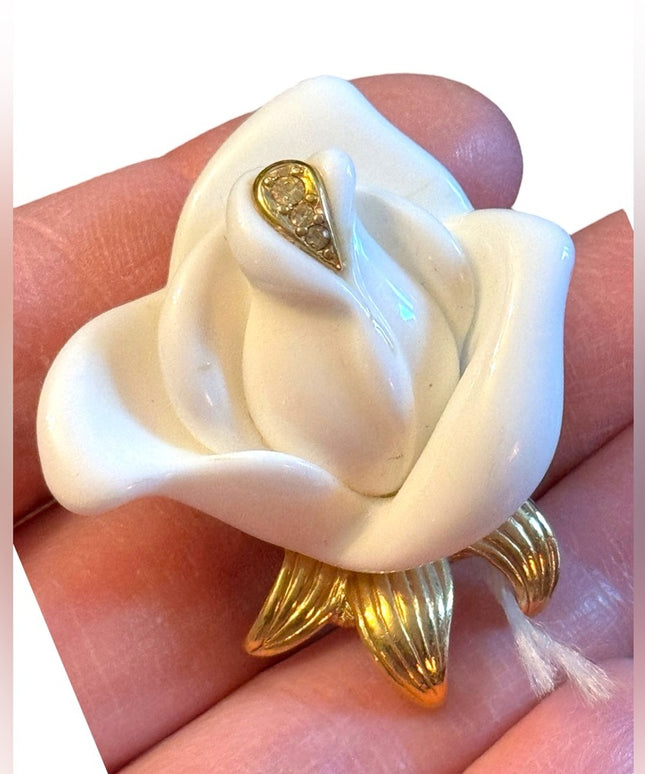 KJL Cream roses flower necklace or bracelet pendant