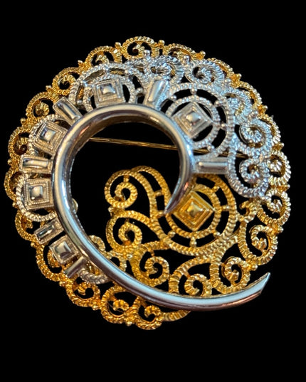 Vintage large substancial gold & silver ornate filagree spiral brooch