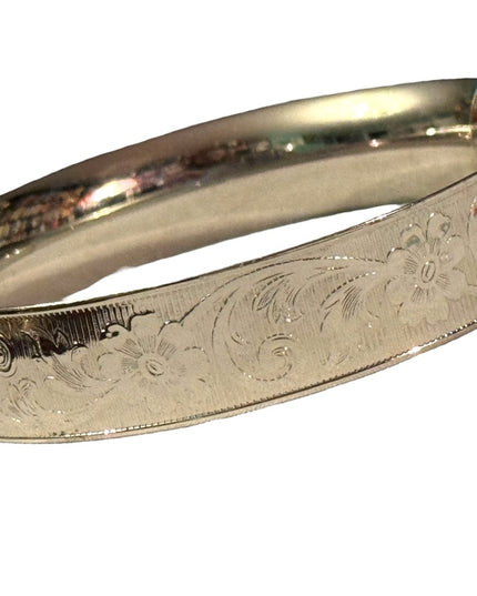 Vintage sterling silver etched flower scrolled design Marathon hinged bangle