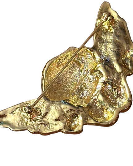 Vintsge 1980s brushed gold plt Raphaels angels fabcy brooch