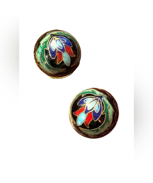 Vintage Cloissone domed fancy gold plt clip on earrings