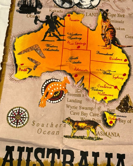 Vintage tea towel 20x32” Australia  Linen mid century kitchen