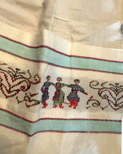 Vintage Cotton Linen apron with pockets stitch embroidery