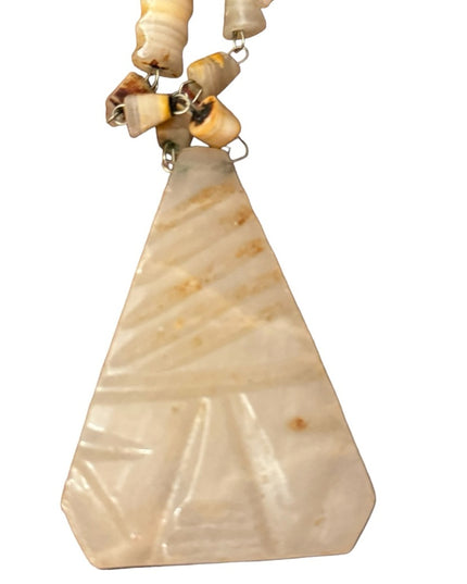 MEXICO CARVED WHITE ONYX TRIBAL PENDANT BEAD NECKLACE Vintage Natural Stone