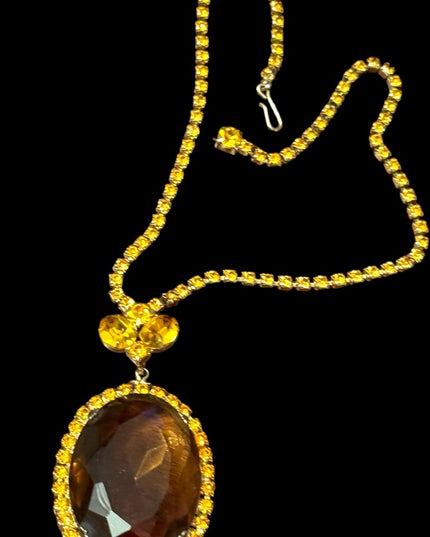 Lovely crystal Statement vintsge Amber Citrine Rhinestone Pendant Necklace