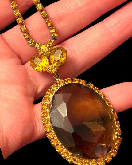 Lovely crystal Statement vintsge Amber Citrine Rhinestone Pendant Necklace