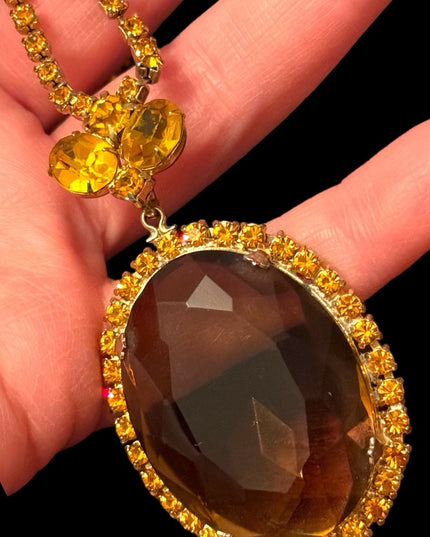 Lovely crystal Statement vintsge Amber Citrine Rhinestone Pendant Necklace