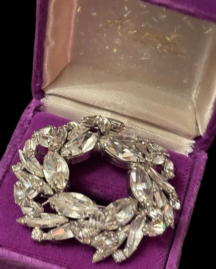 Vintage mid century SHERMAN clear crystal wreath style  brooch