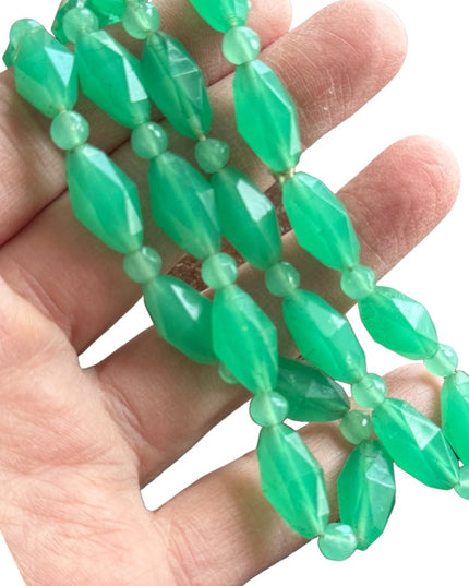 Antique Art deco hand made CZECH URANIUM Glass bead necklace