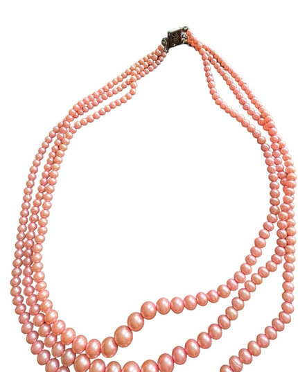 Vintsge 1940s Pastel pink faux pearl multi 3 strand bead necklace