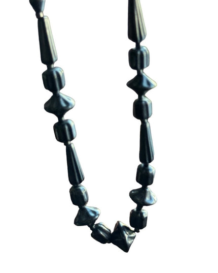Victorian Art Deco Antique Whitby Jet Mourning Necklace Black bead 1800s Authen