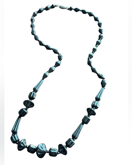 Victorian Art Deco Antique Whitby Jet Mourning Necklace Black bead 1800s Authen