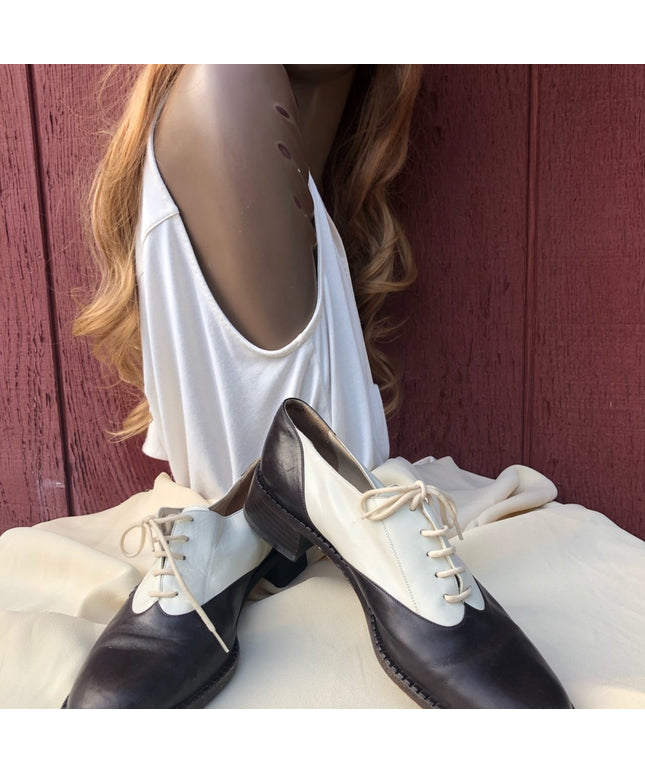 VIntage Giorgio Armani Oxfords Lace leather