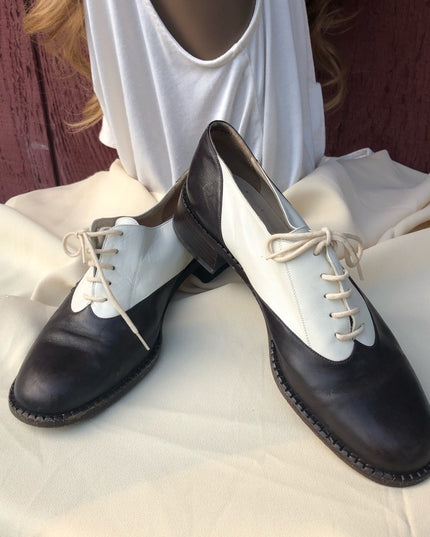 VIntage Giorgio Armani Oxfords Lace leather