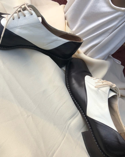 VIntage Giorgio Armani Oxfords Lace leather